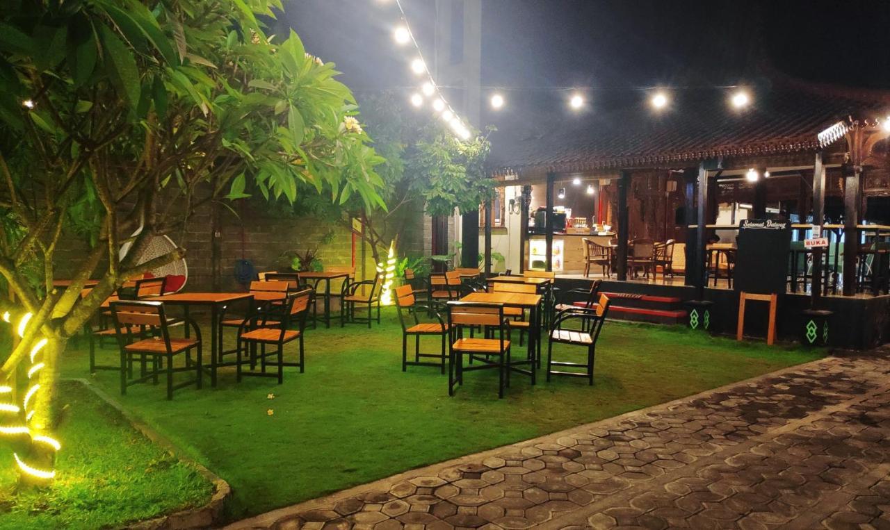 Omah Nayan Hotel Maguwo ภายนอก รูปภาพ