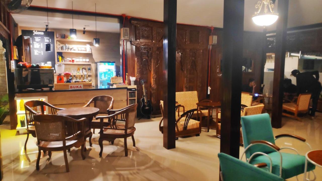 Omah Nayan Hotel Maguwo ภายนอก รูปภาพ