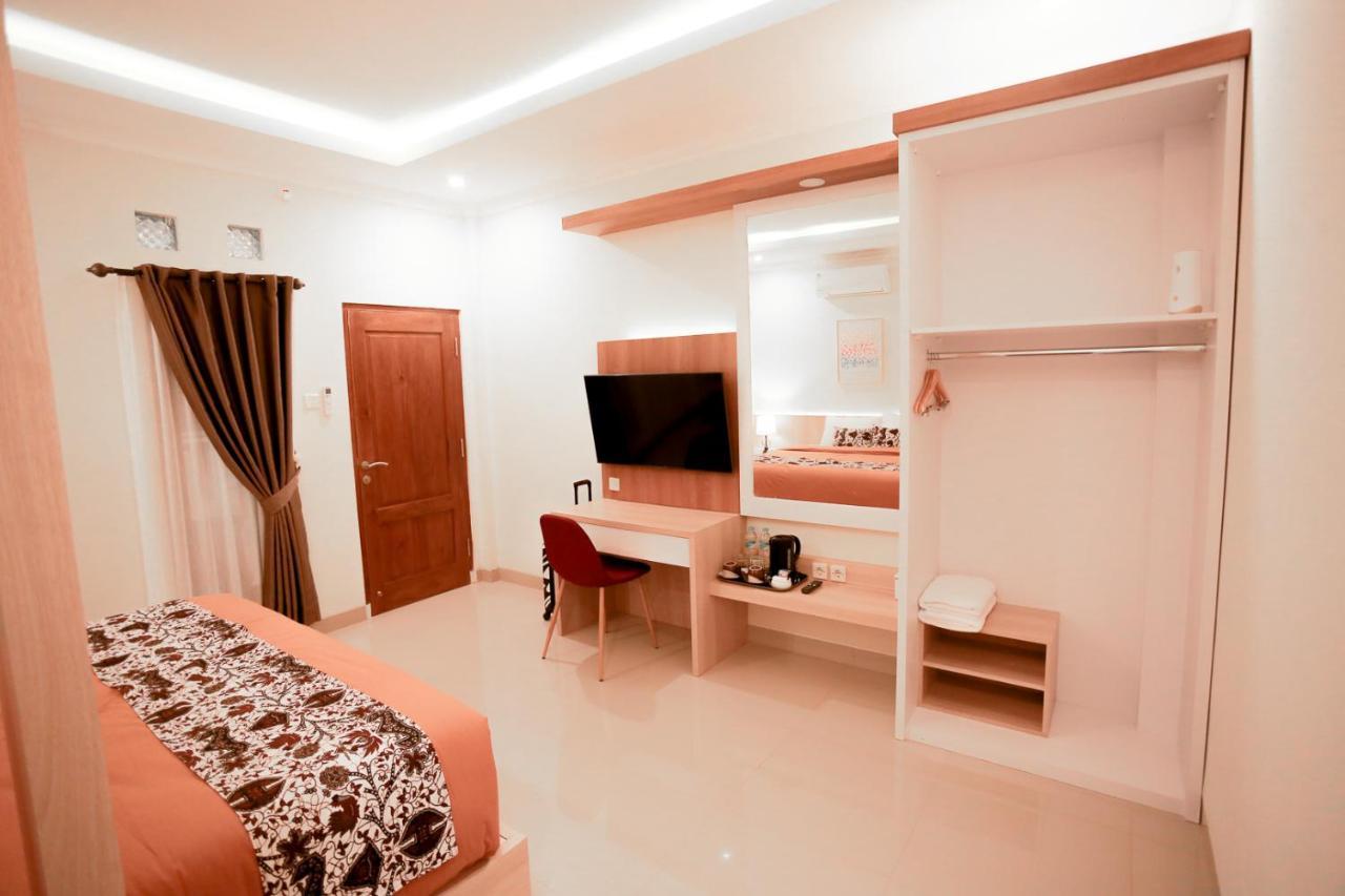 Omah Nayan Hotel Maguwo ภายนอก รูปภาพ