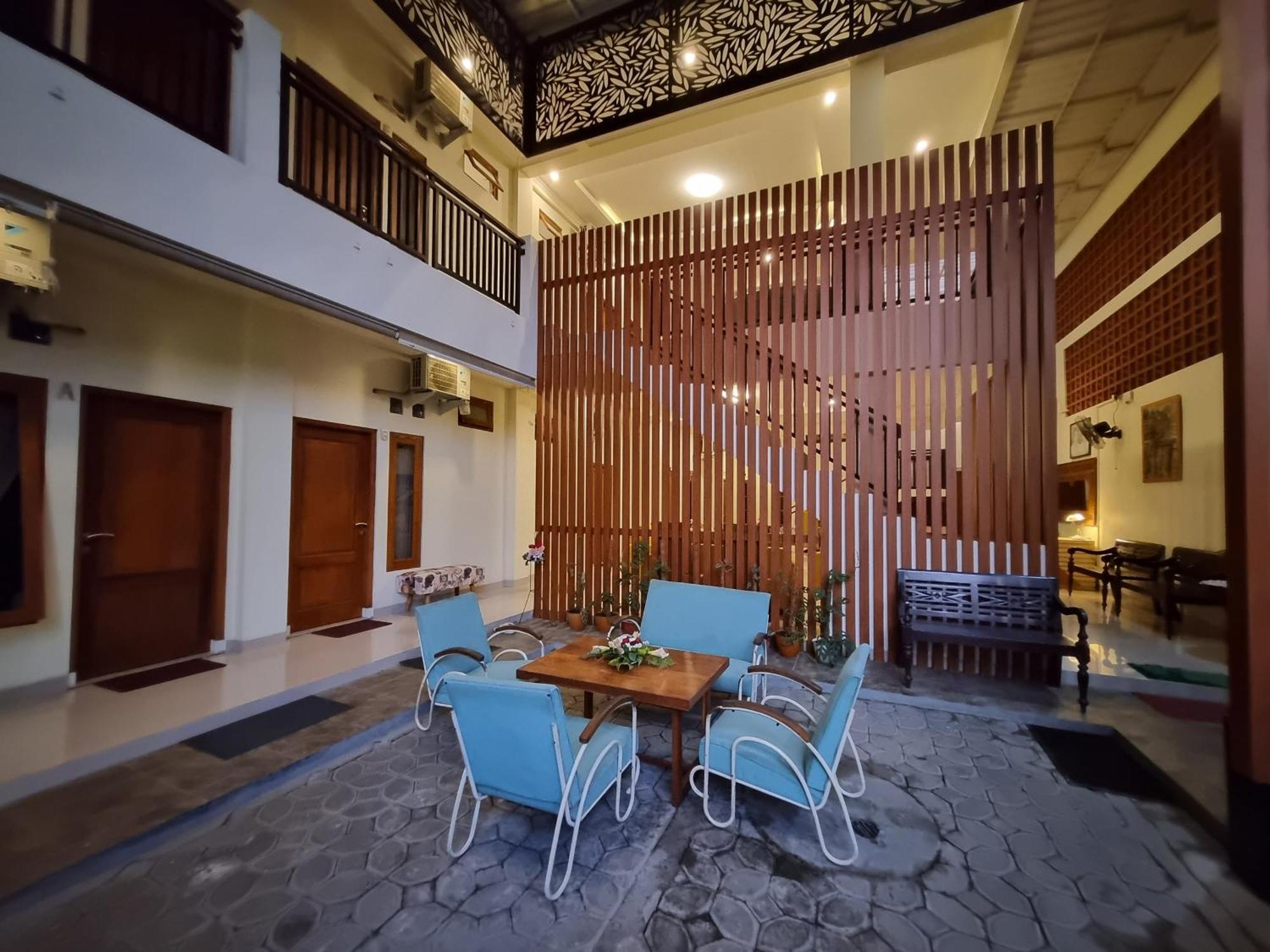 Omah Nayan Hotel Maguwo ภายนอก รูปภาพ