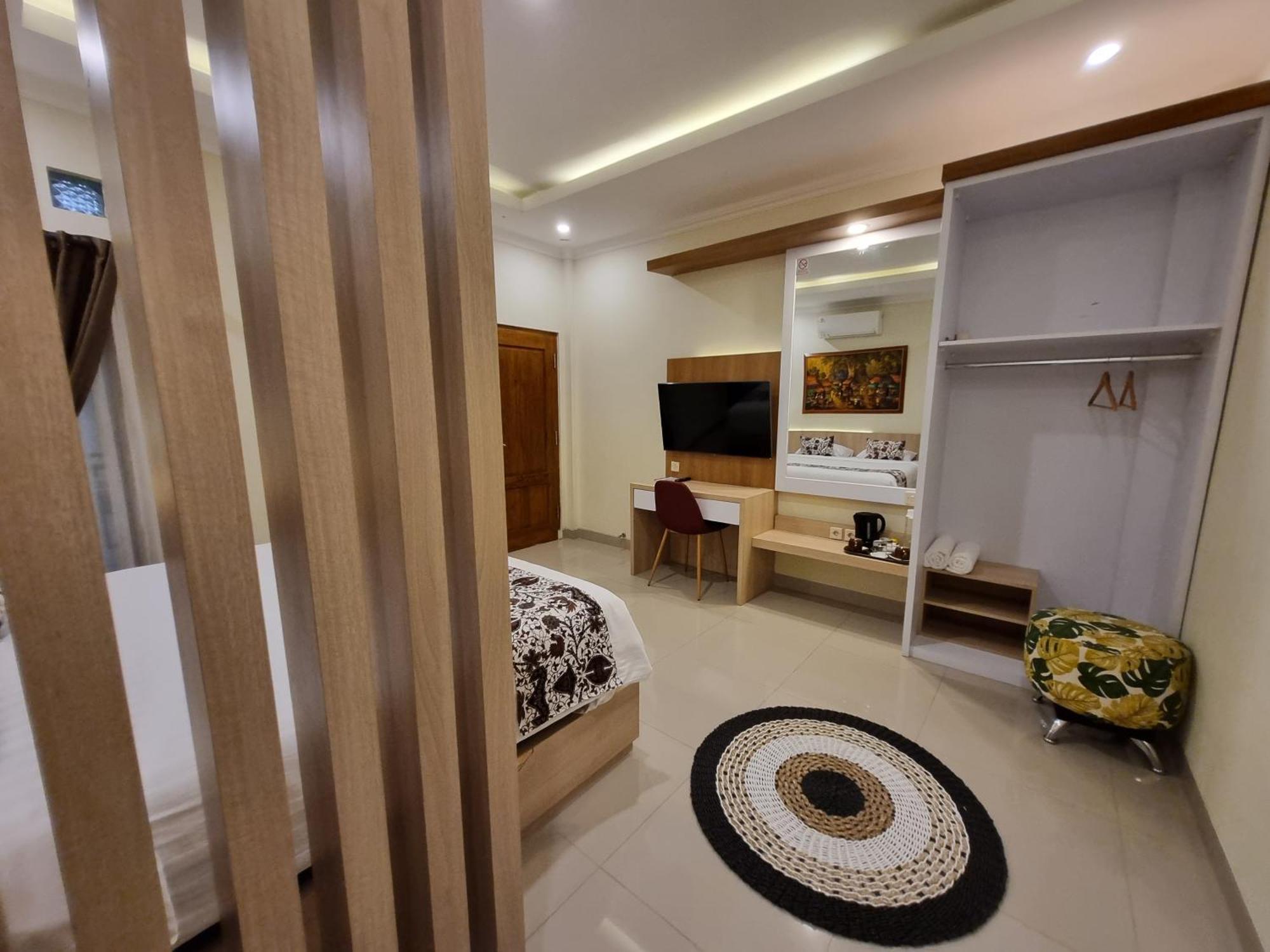 Omah Nayan Hotel Maguwo ภายนอก รูปภาพ
